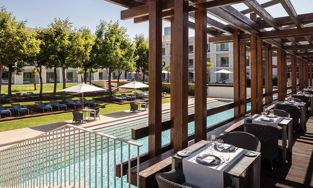 Anantara hotels