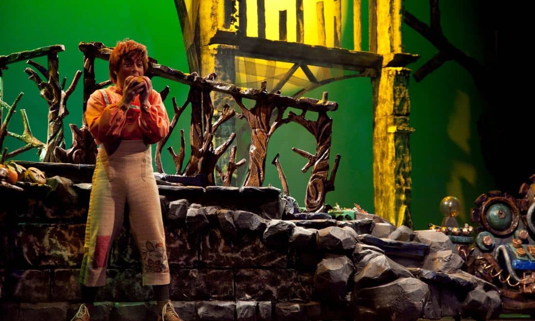 personagem da peça de teatro para crianças o mundo de jack