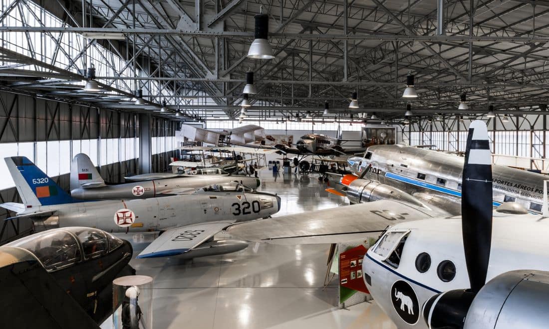 Museu do Ar Sintra museus para crianças hangar