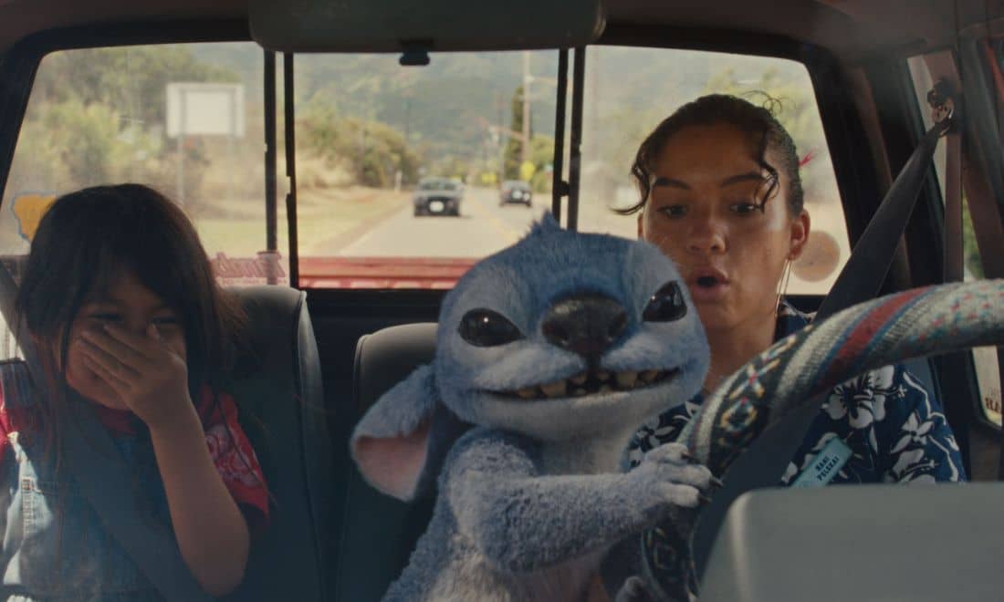 Disney filmes infantis Lilo e Stitch família no carro Stitch ao volante