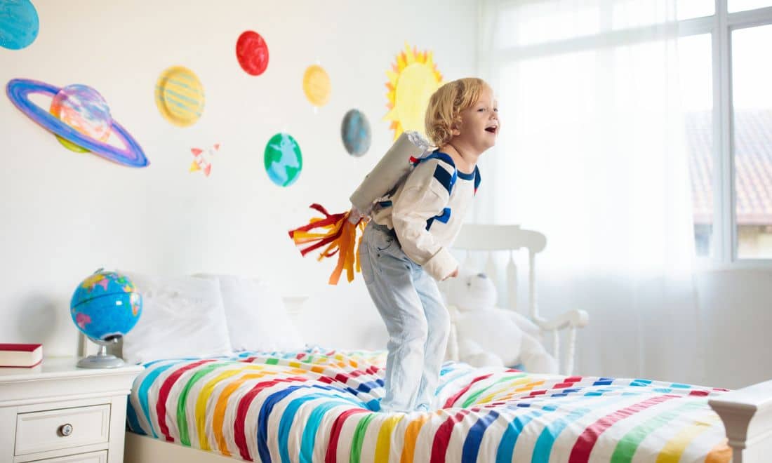 decoração de quarto de crianças, organização de brinquedos