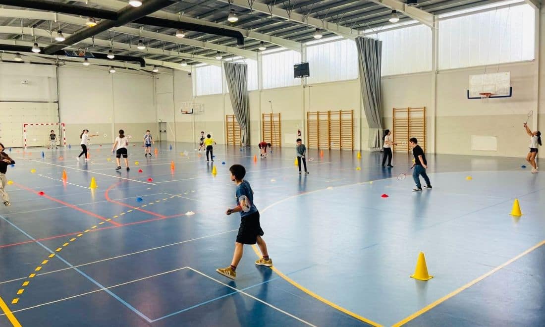 Escola e comunidade Escola Básica da Ponto pavilhão desportivo