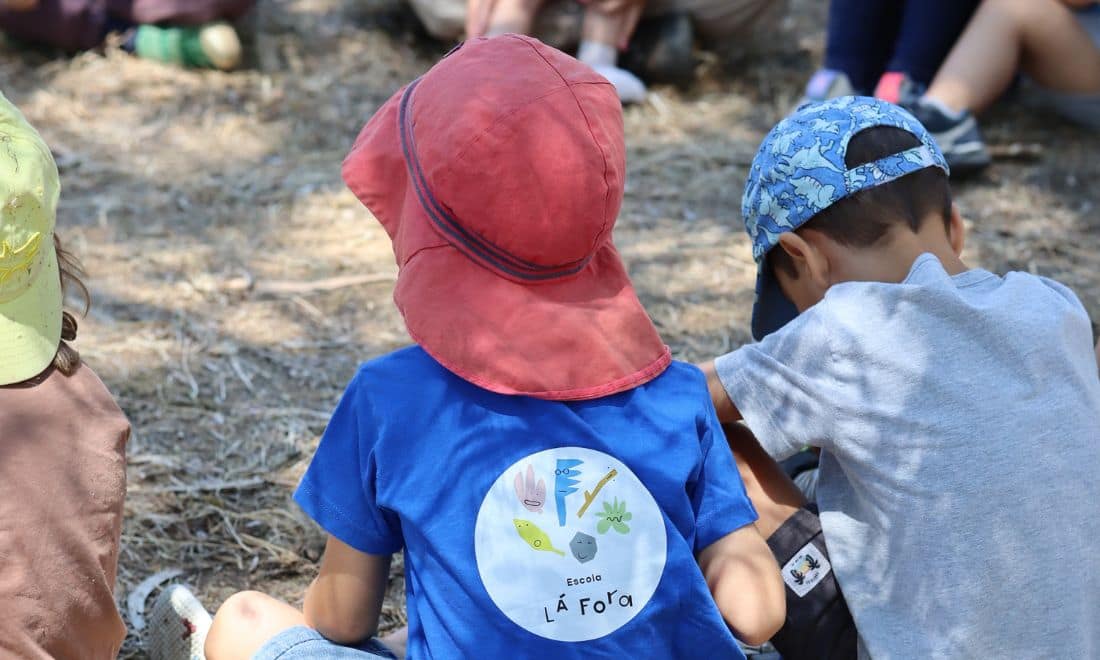 escola lá fora festas de aniversário