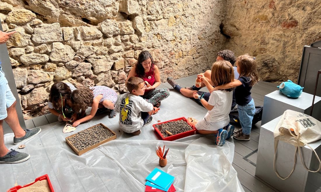 Museu de Lisboa atividades para crianças atividade exterior muralha © EGEAC - Museu de Lisboa